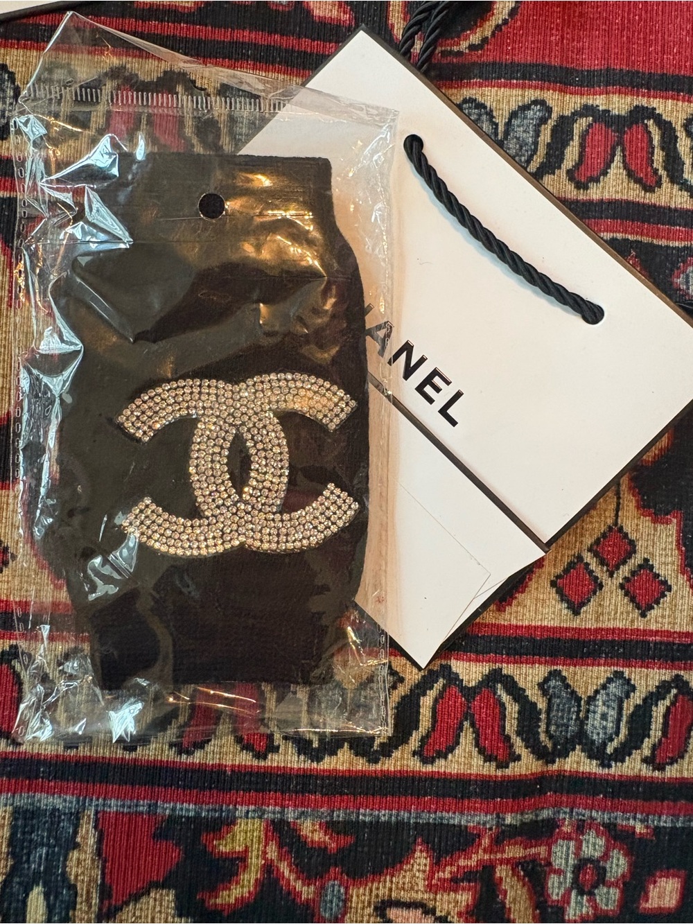 CHANEL Black Stretch fingerless gloves with Crystal CC Logo. VIP gift